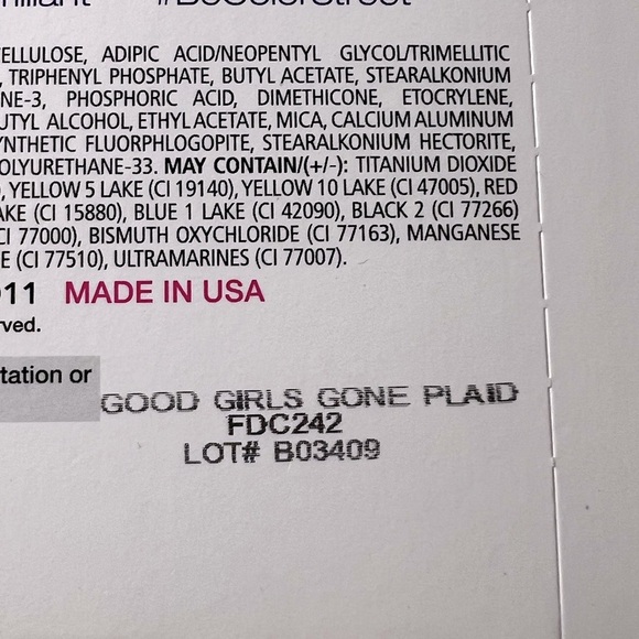 Color Street - Good Girls Gone Plaid
- RETIRED - Picture 2 of 6